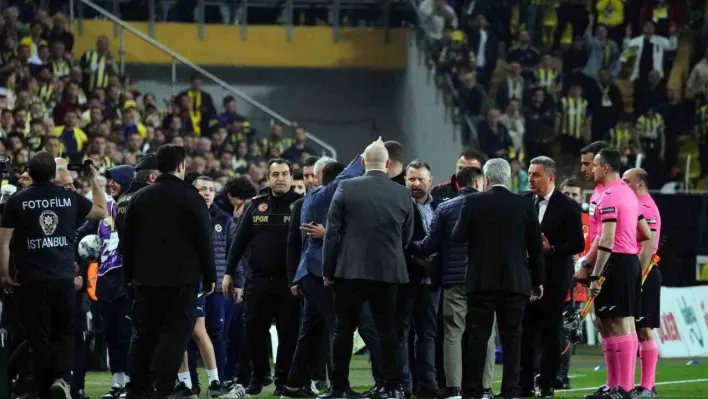 Fenerbahçeli yöneticilerden Atilla Karaoğlan'a tepki