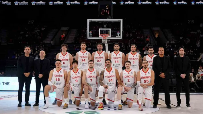 FIBA dünya sıralamasında 12 Dev Adam'ın yeri değişmedi