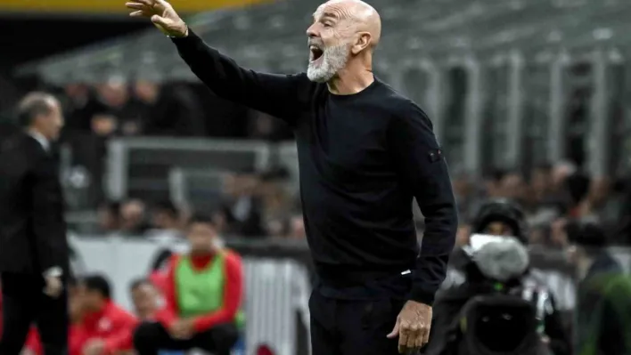 Fiorentina, Stefano Pioli ile yollarını ayırdı