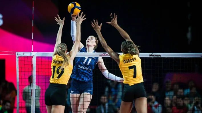 FIVB Kulüpler Dünya Şampiyonası: Imoco Volley: 3 - VakıfBank: 1