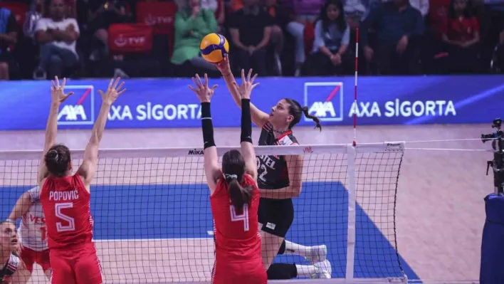 FIVB Milletler Ligi: Türkiye: 3 - Sırbistan: 1