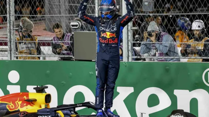 Formula 1'de Max Verstappen üst üste 4. kez şampiyon