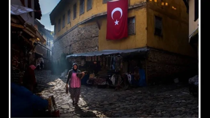 Fotoğraf sanatçılarından 'bayrak' resitali