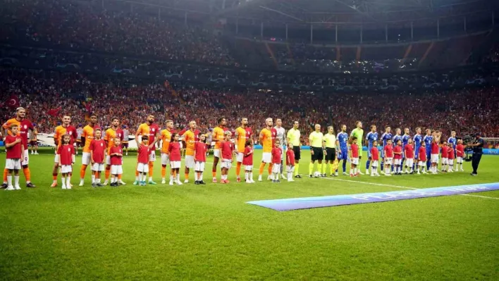 Galatasaray'da 3 değişiklik