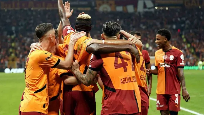 Galatasaray'da derbide hedef 3 puan