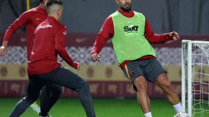 Galatasaray'da Oliveira idmanı yarıda bıraktı!