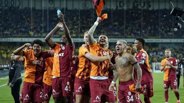 Galatasaray deplasmandaki yenilmezliğini 15 maça çıkardı