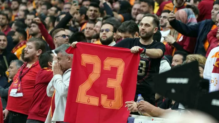 Galatasaray - Fenerbahçe derbisini 51 bin 5 taraftar izledi