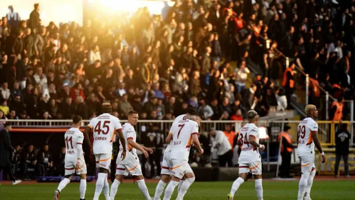 Galatasaray galibiyet serisini 5'e çıkardı