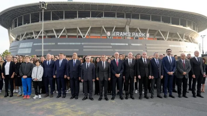 Galatasaray Kulübü, Gazi Mustafa Kemal Atatürk'ü andı