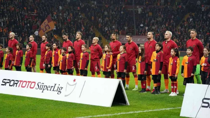 Galatasaray ligin ilk yarısını birçok alanda zirvede tamamladı