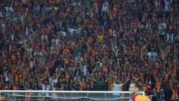 Galatasaray, Nef Stadyumu'nda oynadığı maçlardaki taraftar sayılarını açıkladı