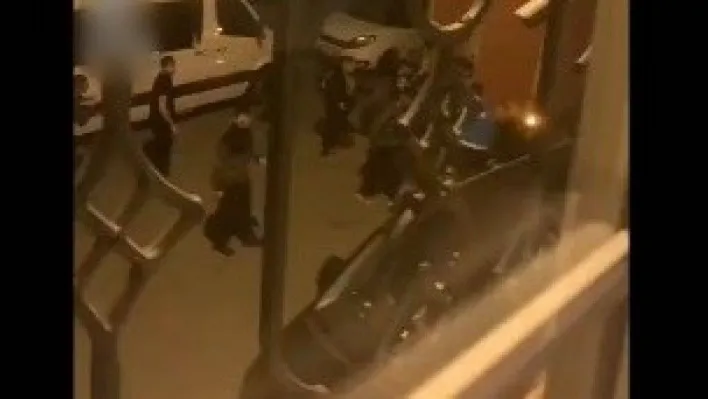 Gaziosmanpaşa'da 120 kaçak göçmen yakalandı, olayla ilgili 2 kişi gözaltına alındı