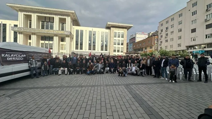 Gaziosmapaşa'da Roman vatandaşlar, kendi araçlarıyla taşımacılık yapmaya başladı