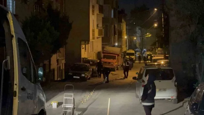 Gebze'de 7 katlı binanın çökmesinin ardından zeminin tomografisi santim santim çekiliyor