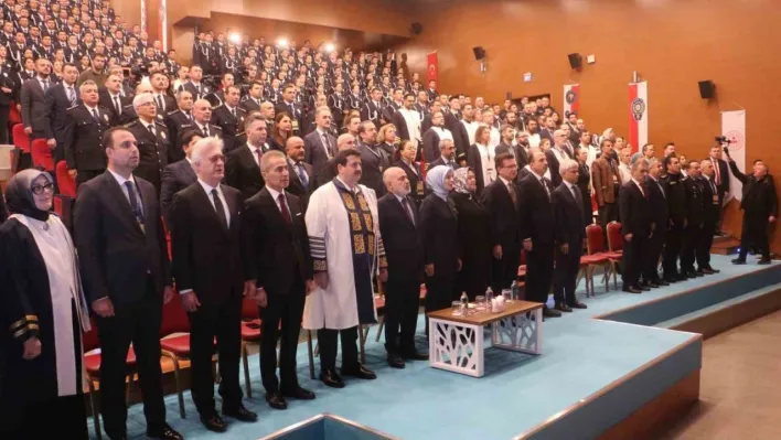 Göç İdaresi Başkanı Kök: Ülkemizde yasal kalışı olan yabancı sayısı 3 milyon 611 bin 218'dir'