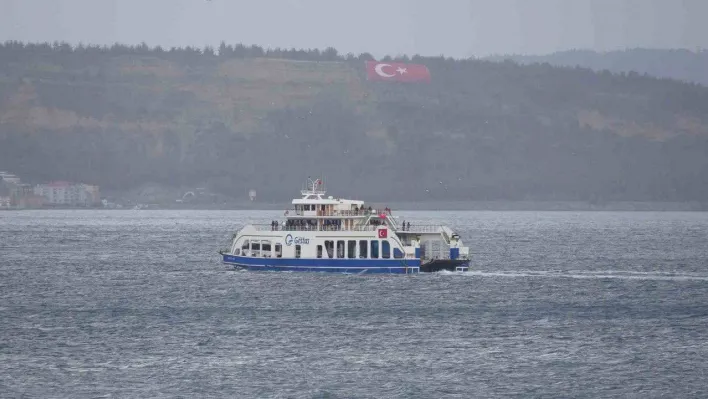 Gökçeada ve Bozcaada'ya tüm feribot seferleri iptal edildi