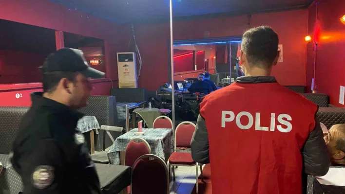 Gönen'de asayiş ve trafik uygulaması: 455 şahıs sorgulandı, 7 bin 494 TL ceza kesildi