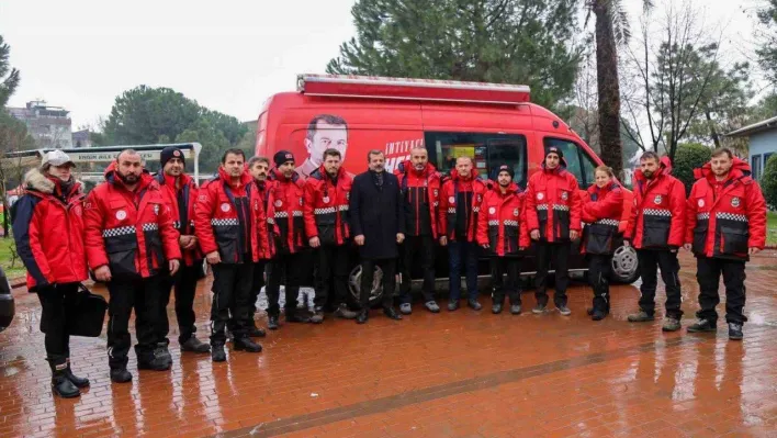 Gürsu Belediyesi 18 personeli ile yola çıktı