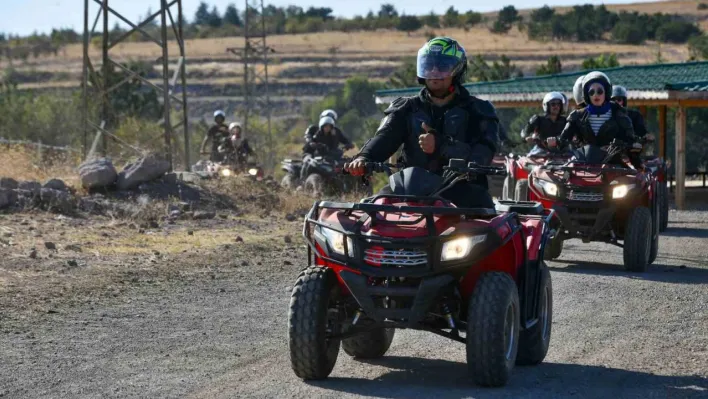 Hacıkadın Kent Ormanı sonbaharda da piknikçilerin tercihi