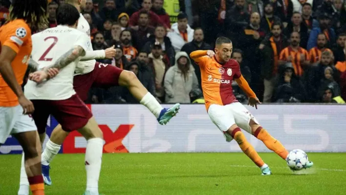 Hakim Ziyech'ten frikikten 2 gol