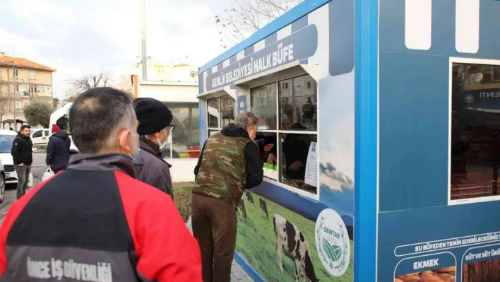 Halk büfeler vatandaşa bir yılda 4 milyon ürün ulaştırdı