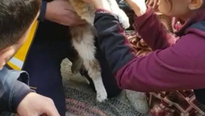 Hatay'da yürekleri ısıtan görüntüler