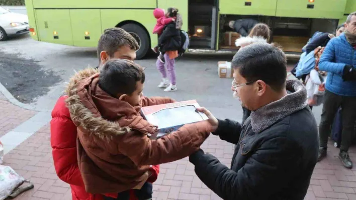 Hatay'daki depremzedeler Nazilli'ye getirildi