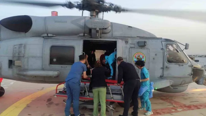 Hatay Devlet Hastanesinde tedavi gören vatandaş askeri helikopterle Adana'ya sevk edildi