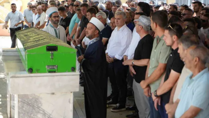 Havran'da silahlı saldırıda hayatını kaybeden belediye meclis üyesi son yolculuğuna uğurlandı