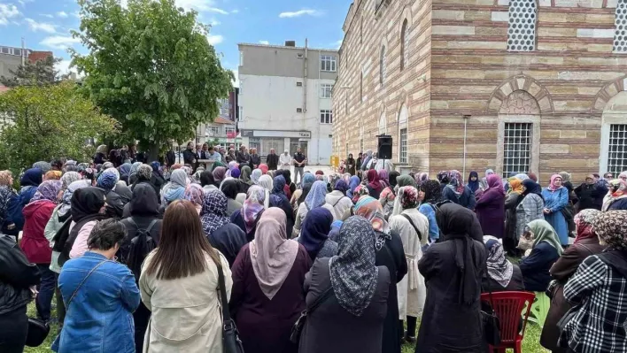 Hayrabolu'da hacı adayları dualarla uğurlandı