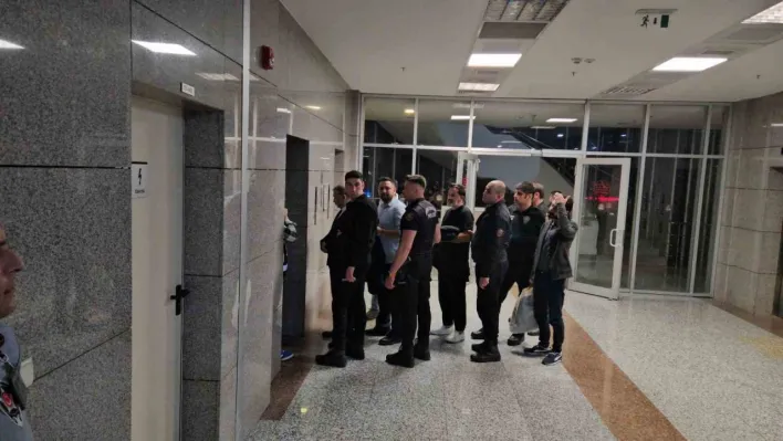 İBB'ye yönelik yolsuzluk soruşturmasında 25 şüpheli tutuklandı