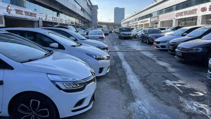 İkinci el otomobile 'kredi' freni