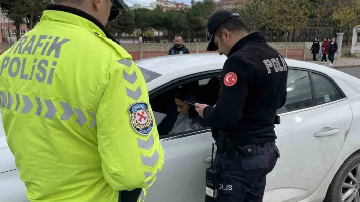 İl genelinde eş zamanlı trafik denetimi gerçekleştirildi