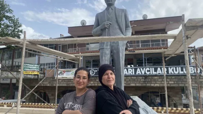 İlçe halkının gönlünde taht kurdular