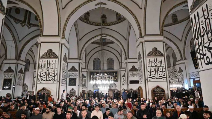 İlk teravih Ulu Cami'de