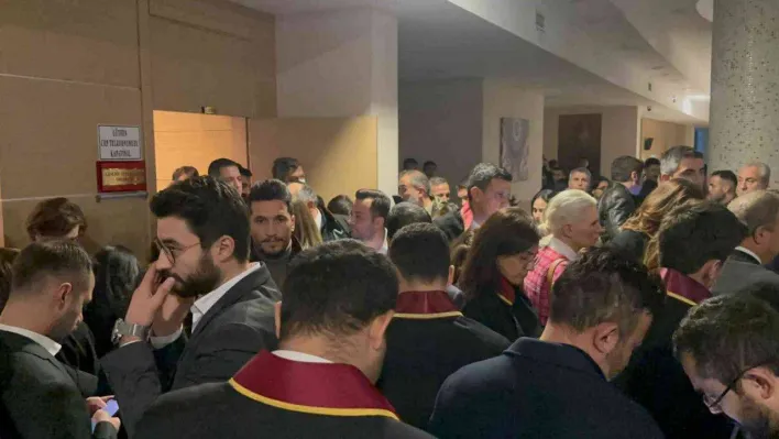İmamoğlu hakkında 2 yıl 7 ay 15 gün hapis cezası