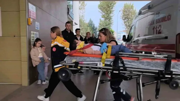 İnegöl'de 3. kattan düşen 5 yaşındaki çocuk ağır yaralandı