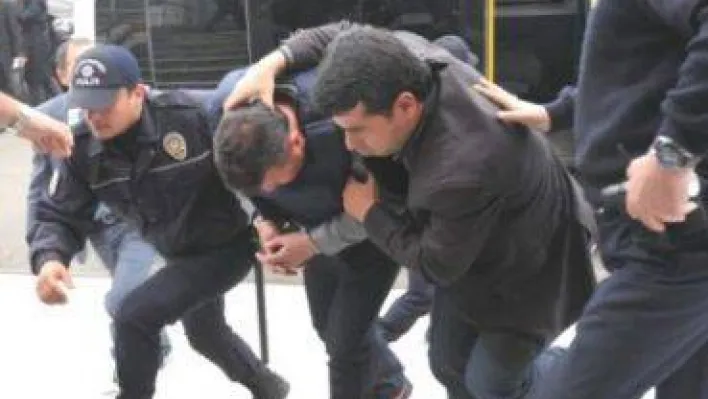 İş Dönüşü Kaçırıp Tecavüz Ettiler