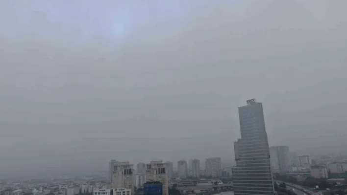 İstanbul Anadolu Yakası'nda sis etkili oluyor