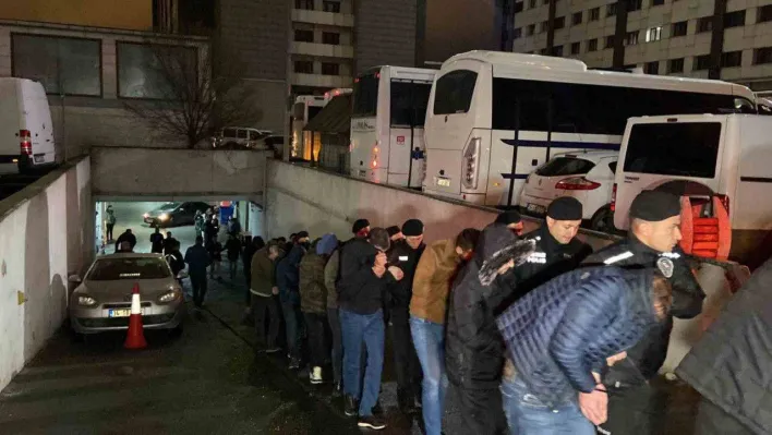 İstanbul'da 'Kökünü Kurutma Operasyonu'nda yakalanan 161 zanlı adliyeye sevk edildi