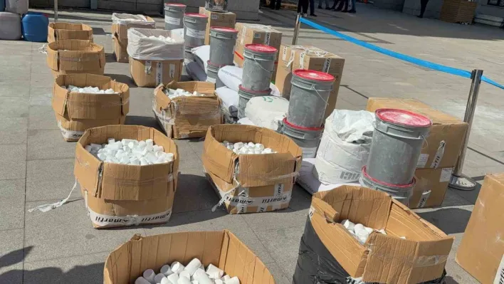 İstanbul'da 5 ilçede eş zamanlı narkotik operasyonu: 13 şüpheli tutuklandı