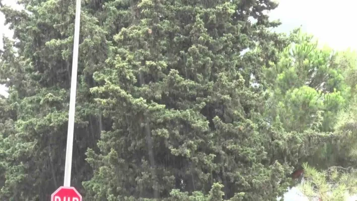 İstanbul'da beklenen yağmur başladı