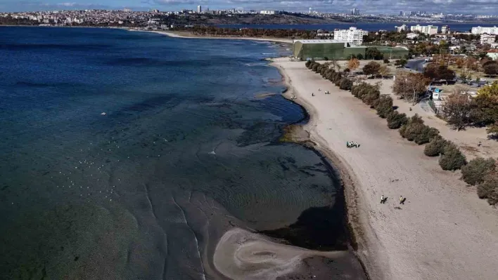 İstanbul'da deniz suyu çekildi, balıkçılar avlanmaya çıkamadı