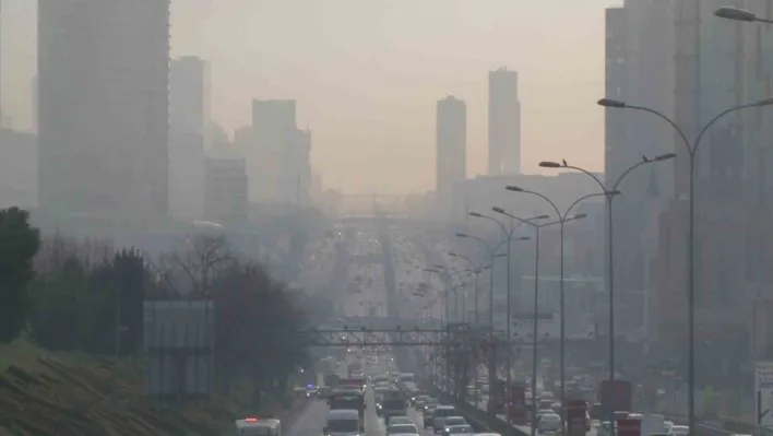 İstanbul'da hava kirliliği sis ve pusa neden oldu