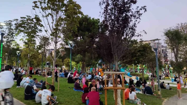 İstanbul'da hissedilen deprem oldu