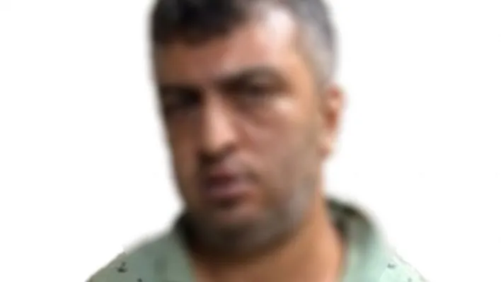 İstanbul'da iki ayrı noktada yangın çıkaran şahıs önce güvenlik kamerasına sonra polise yakalandı