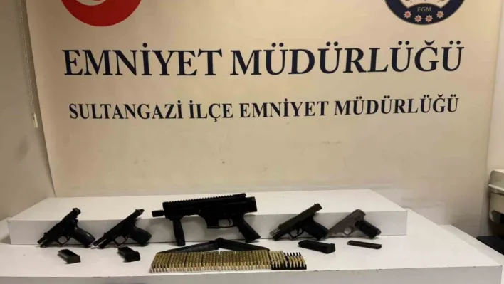 İstanbul'da kaçak silah ticareti yapanlara operasyon: 4 gözaltı