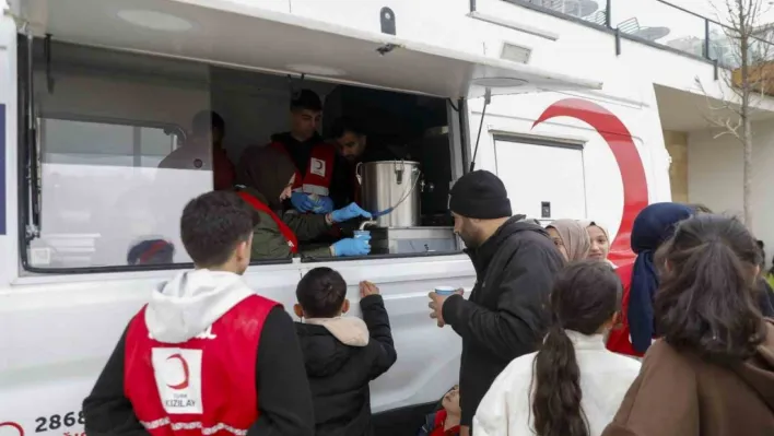 İstanbul'da Kızılay, geceyi sokakta geçirecekler için beslenme desteğini sürdürecek