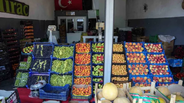 İstanbul'da meyve fiyatları rekor seviyeye tırmandı